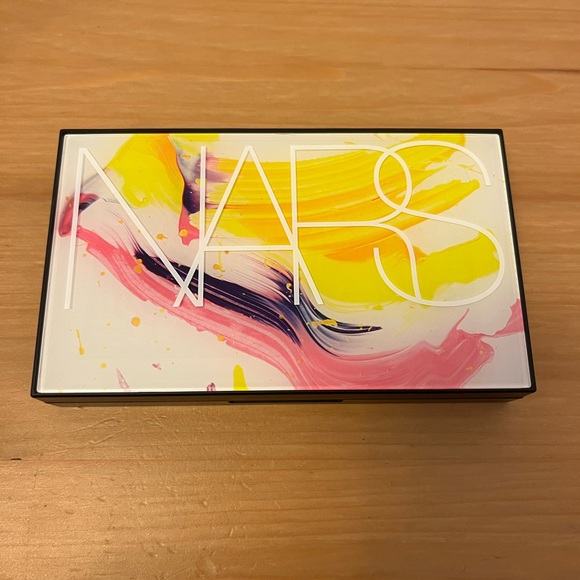 NARS: Blame It On NARS Cheek Palette🎨 - Picture 6 of 9